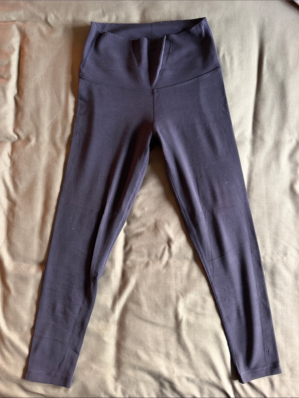 {ARITZIA} TNA butter leggings S